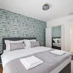 Apartment Mila Sveti Filip i Jakov