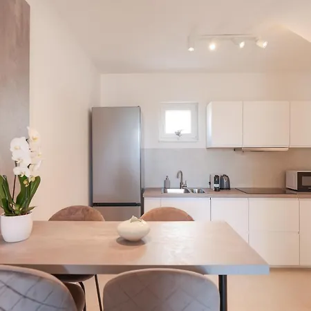 Apartment Mila *