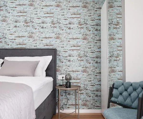 Mila * Sveti Filip i Jakov