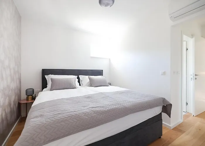 Mila Apartman